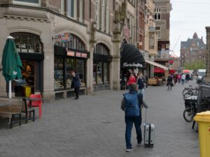 Jak unikać oszustw w sklepach lotniskowych